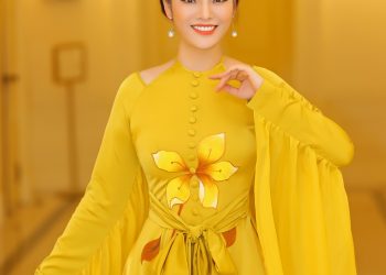 TS. Ca sĩ Tân Nhàn