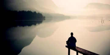 Vô Định, dấu lặng triết lý trong một khúc thơ trầm